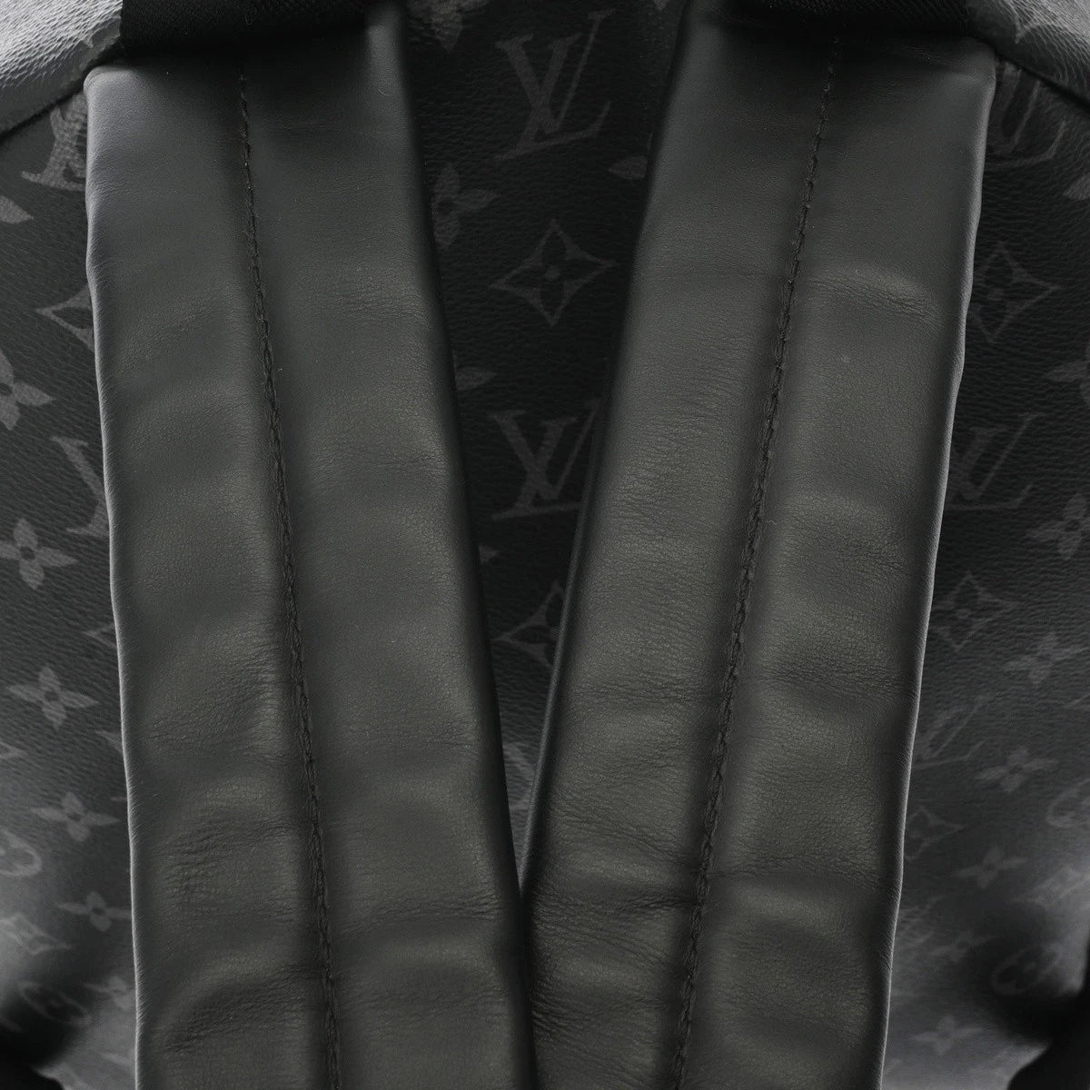 LOUIS VUITTON Discovery Backpack
